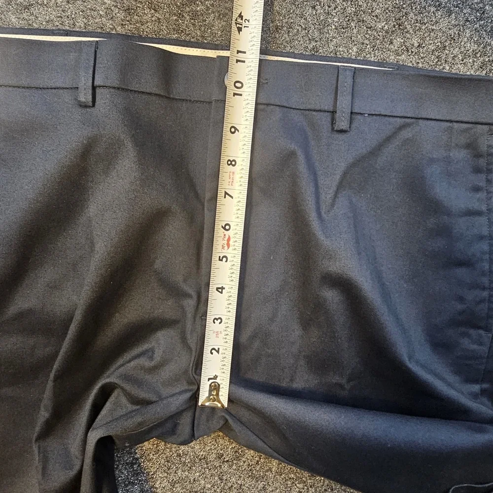 Haggar Wrinkle Free Performance Khaki Pants 40x32(29) Dark Navy Straight Comfort